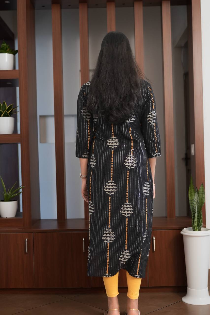 Signature - Black Lurex Line Slitted Top