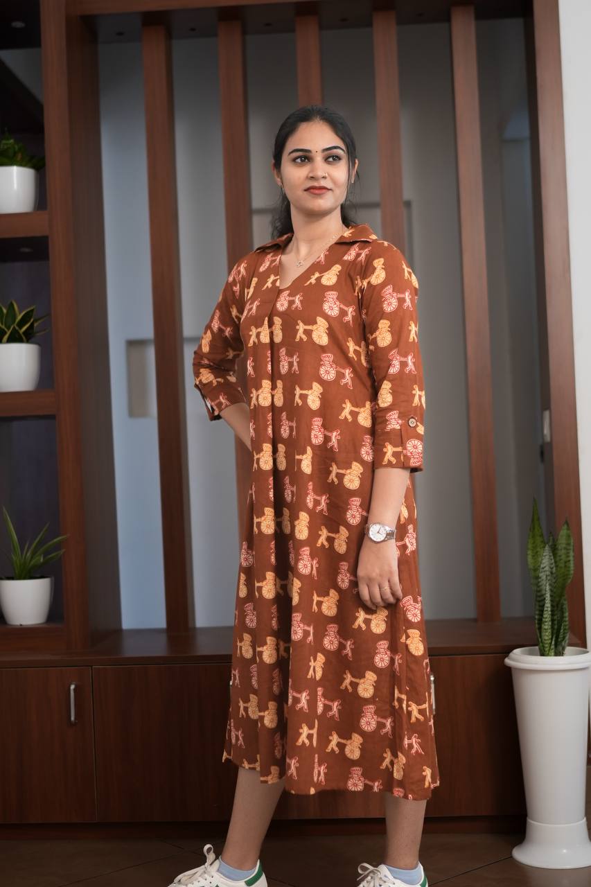 Essentials - Box Pleated Cycle Print Cotton Kurta