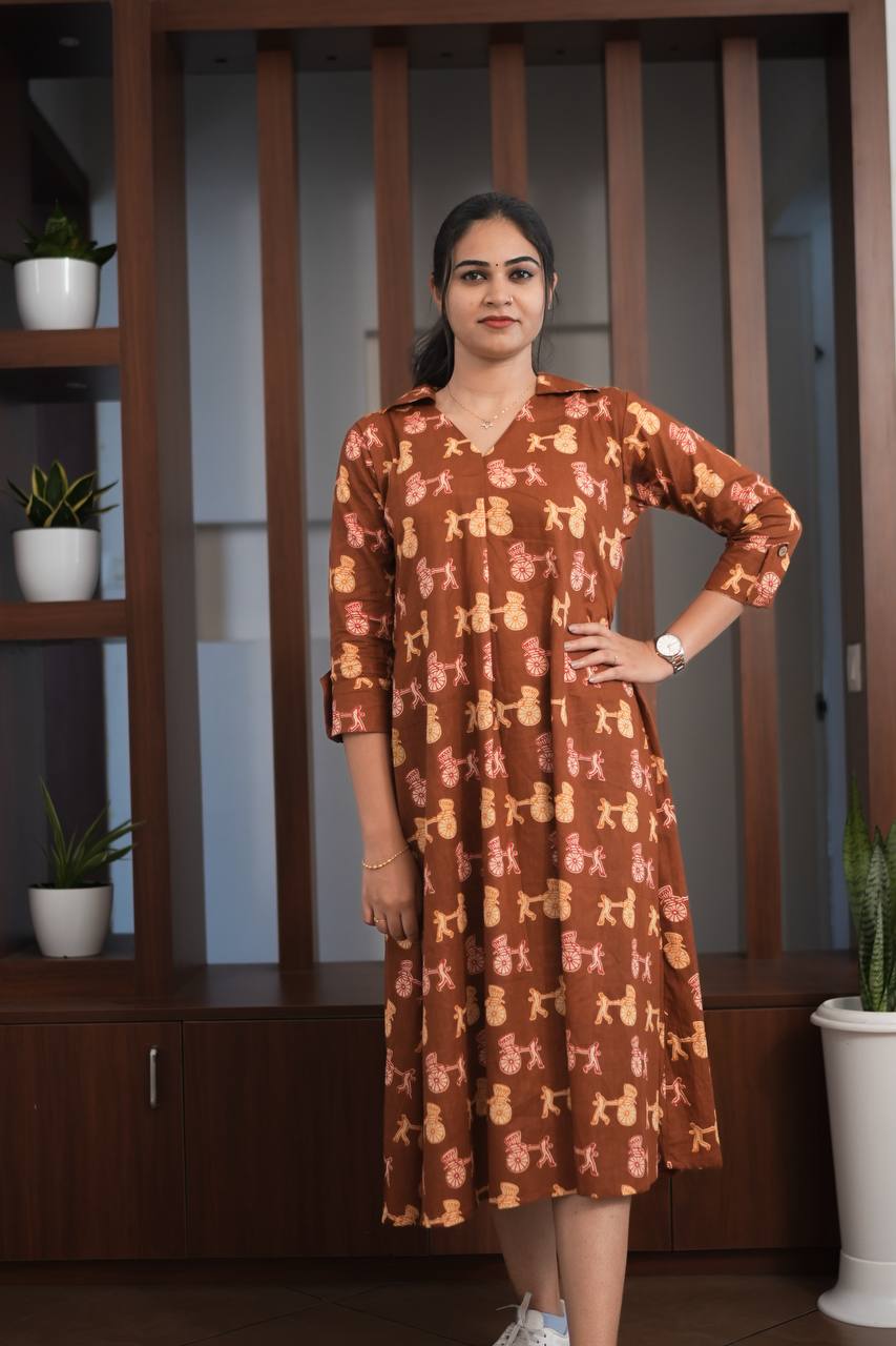 Essentials - Box Pleated Cycle Print Cotton Kurta